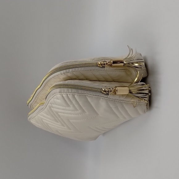 Tartan Twine quilted two part makeup bag zip top with gold tassels cream - Picture 3 of 13